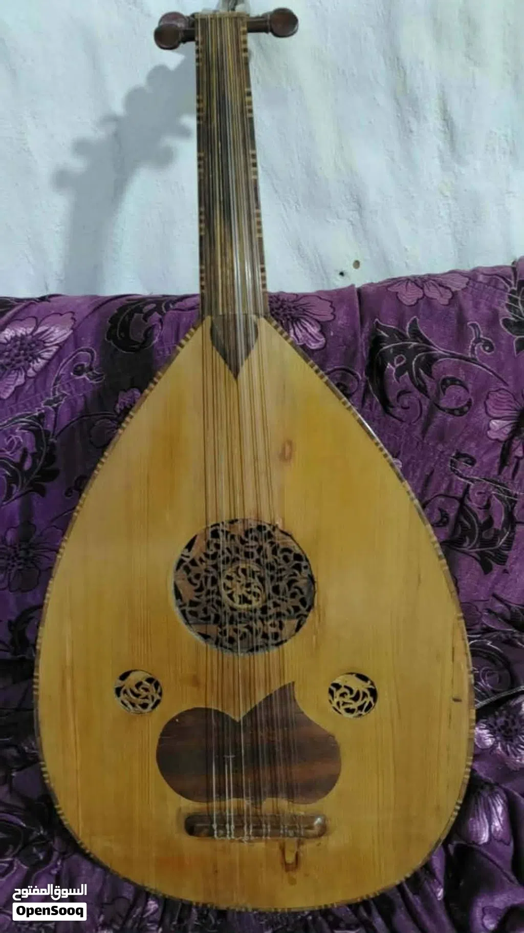 عود تراثي قديم للبيع