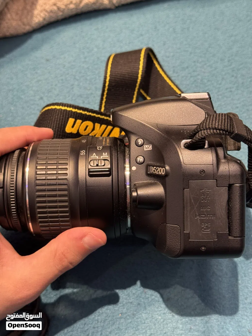 Nikon d-5200 Like a new for sale