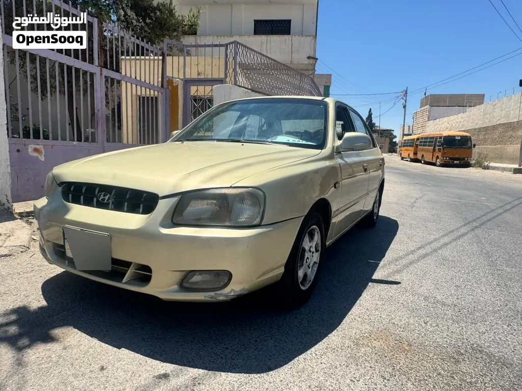 هونداي فيرنا 2001