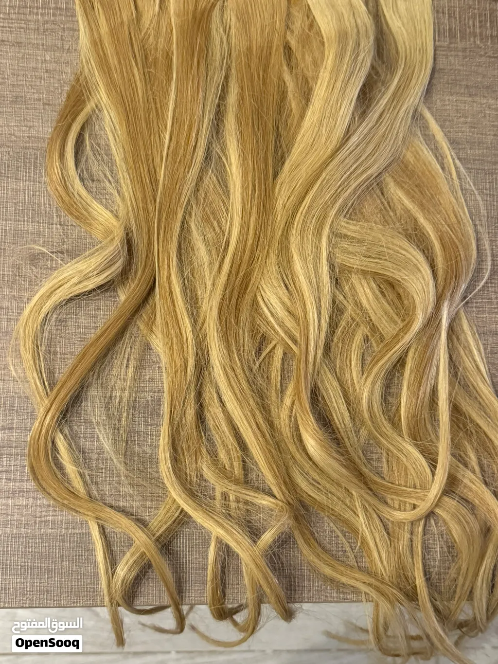 شعر طبيعي ستيكرز ( stickers) Hair extensions 80 BD