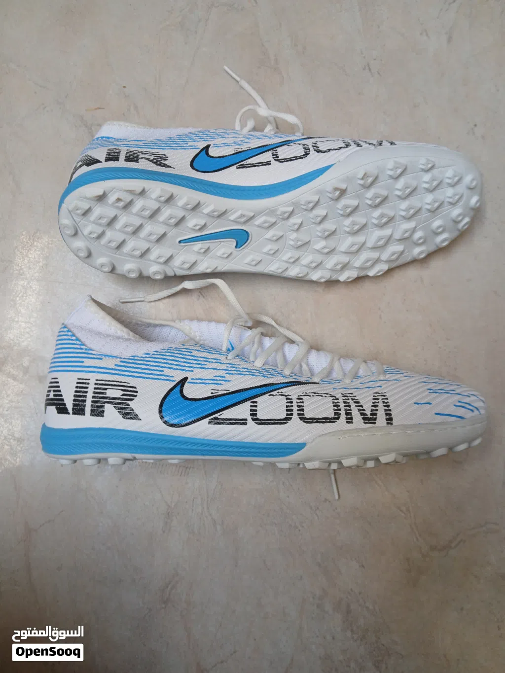 حذاء كرة القدم Nike Air zoom