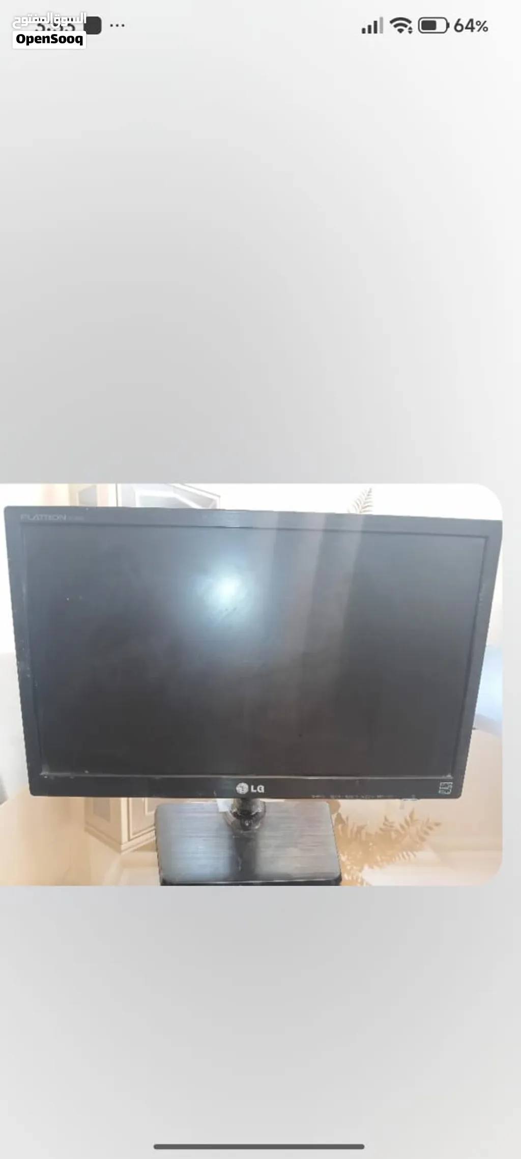 شاشة LG Flatron 19 بوصة LED بحالة ممتازة للبيع في عمان
