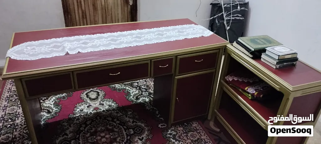 مكتب للبيع