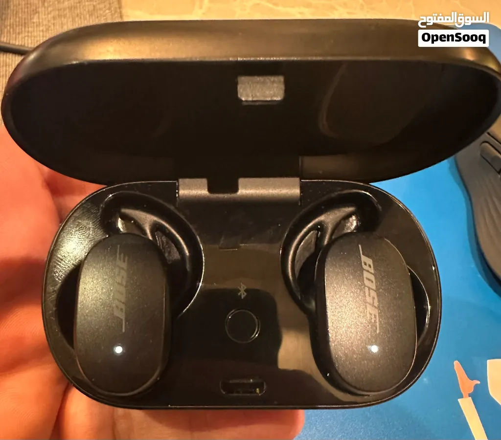Bose quite comfort ear buds Active noise cancellation