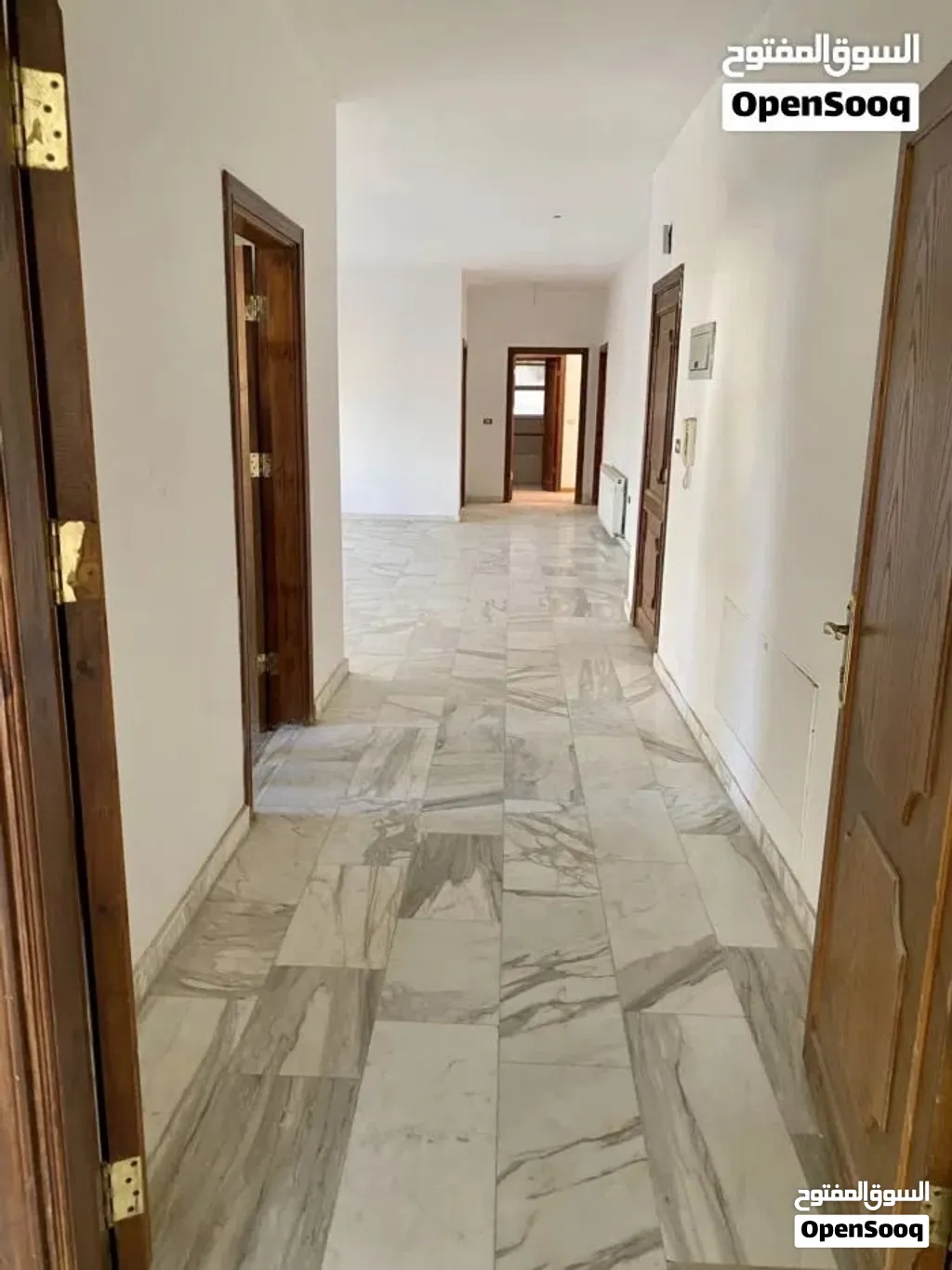 شقة 320 م طابق اول Apartment 320 sqm first floor
