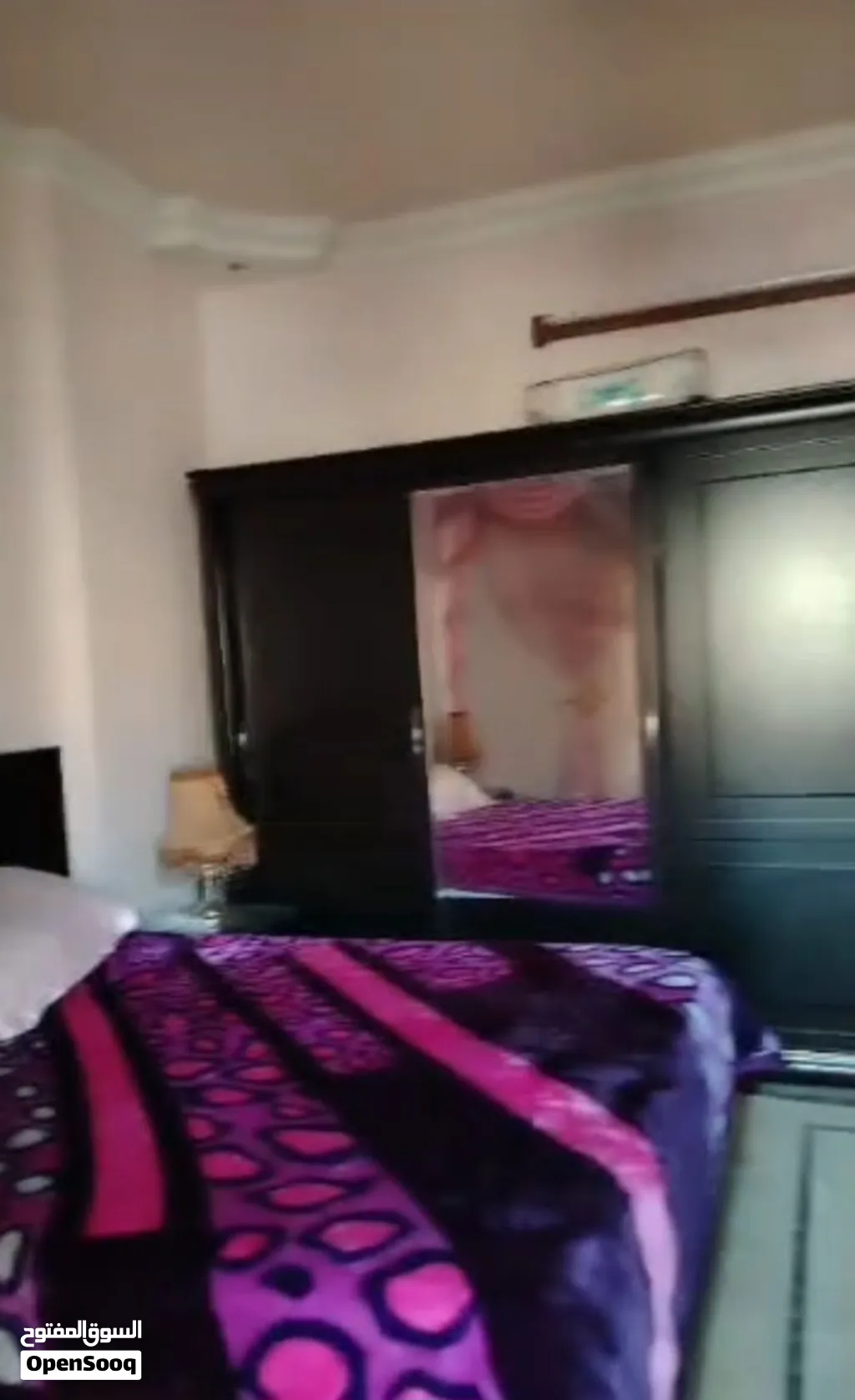 منزل للبيع عين منين
