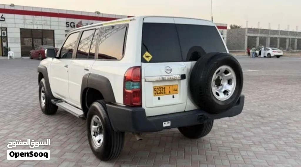 نيسان 2006