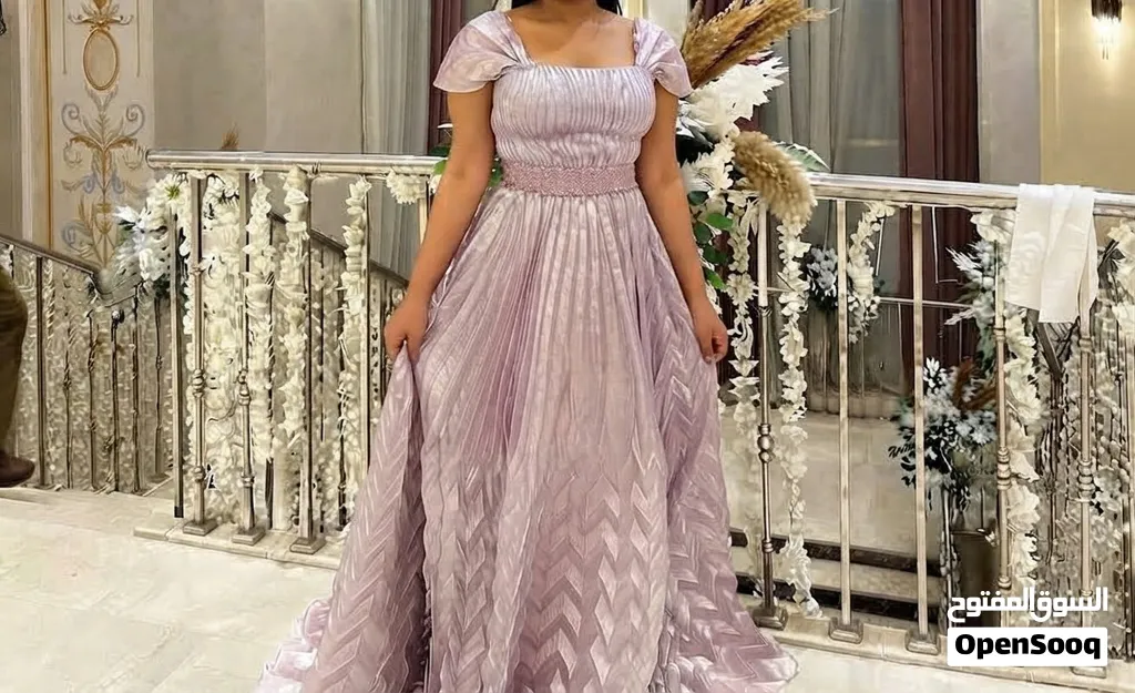 فستان من Aisha couture