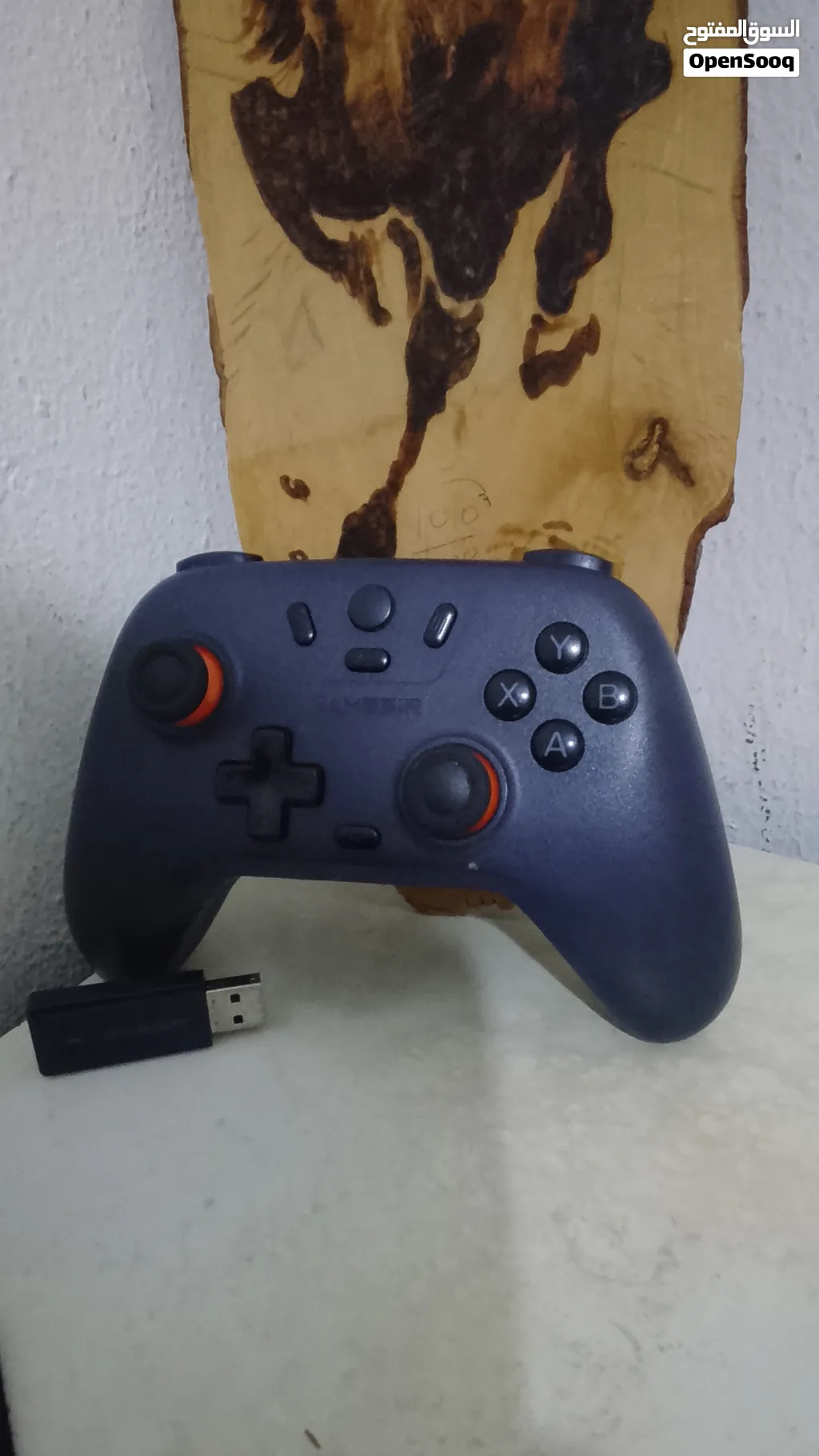 تشتغل مع جميع الاجهزة عدا البلايستشن نوع الكنترولر : gameSir T4 lite