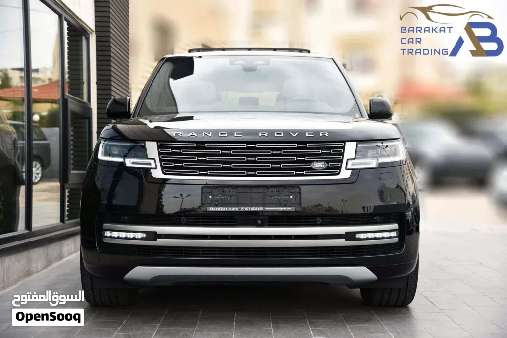 الصقر الأسود لتأجير السيارات يتوفر لدينا رنج روفر فوج 2023 Range Rover Vogue للإيجار ب أفضل الأسعار.