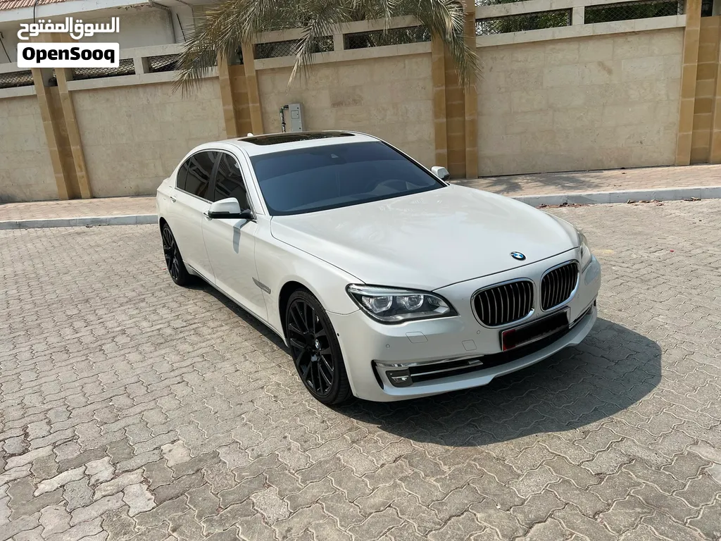 للبيع BMW 740Li موديل 2014