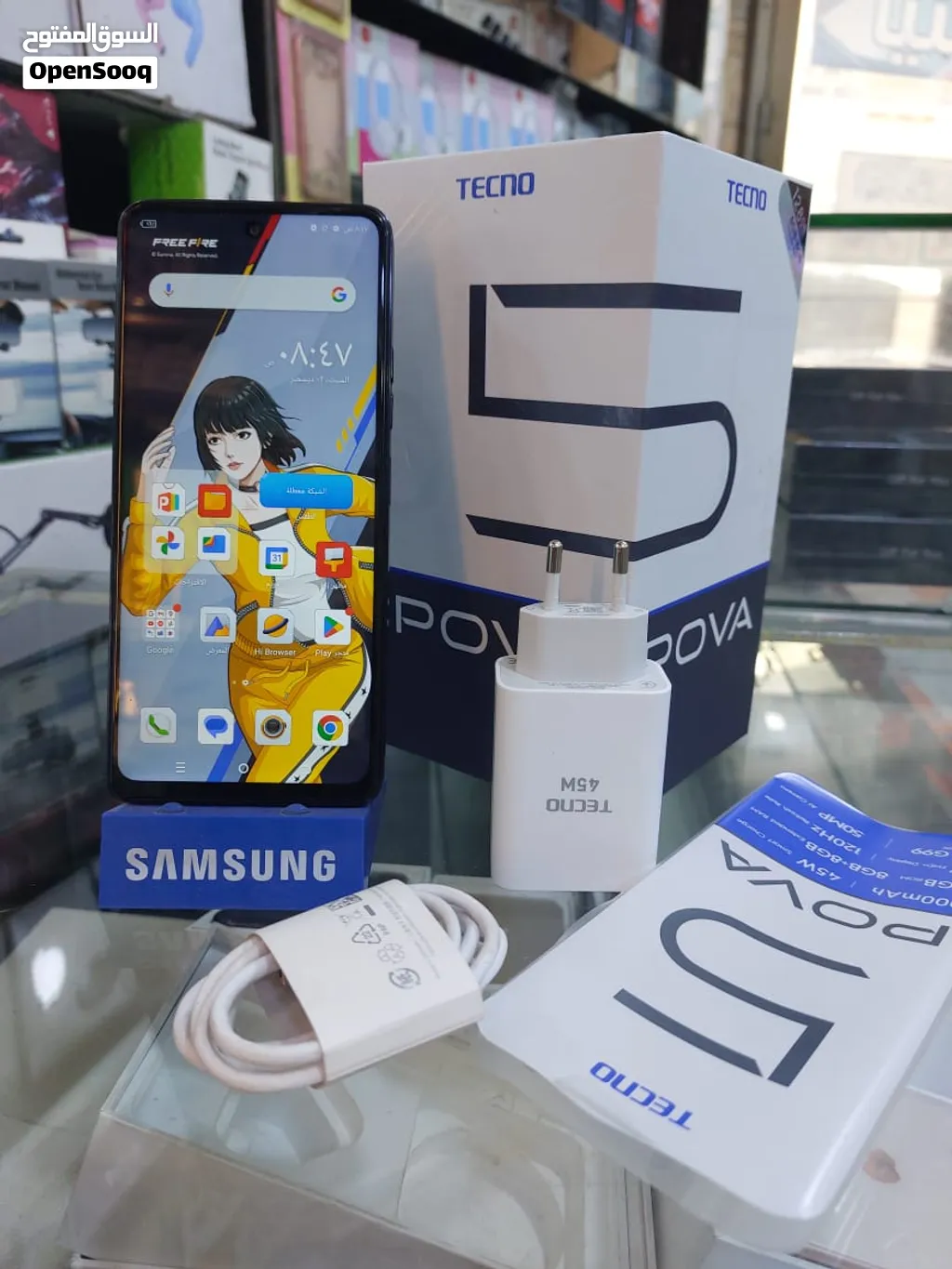 مستعمل pova 5pro 5G رام 16 جيجا 128 و 256 أغراضة والكرتونه الأصلية متوفر توصيل