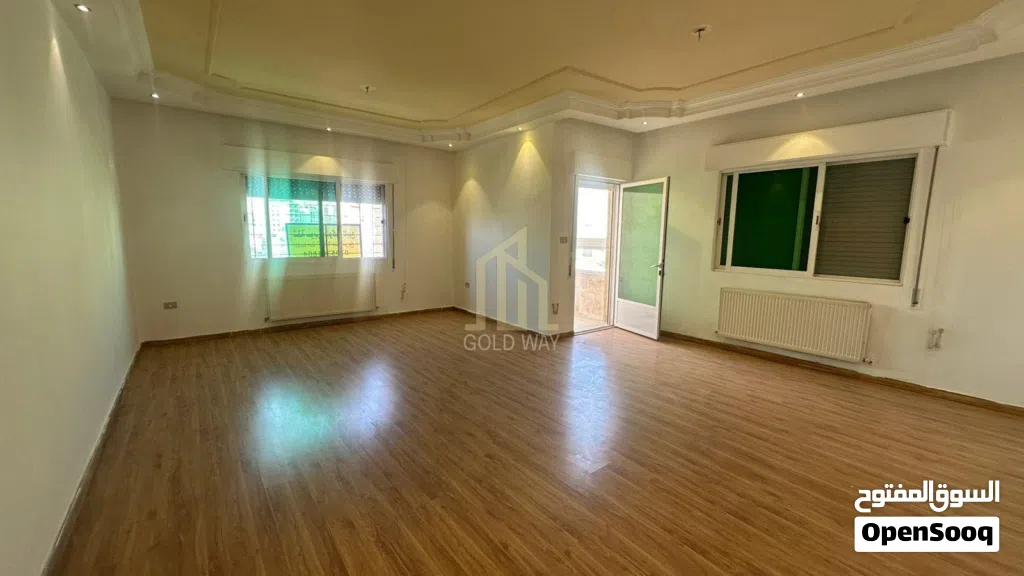 في موقع مميز في ضاحية الرشيد شقة طابق ثاني 187م بتشطيبات راقيه/ ref 9969