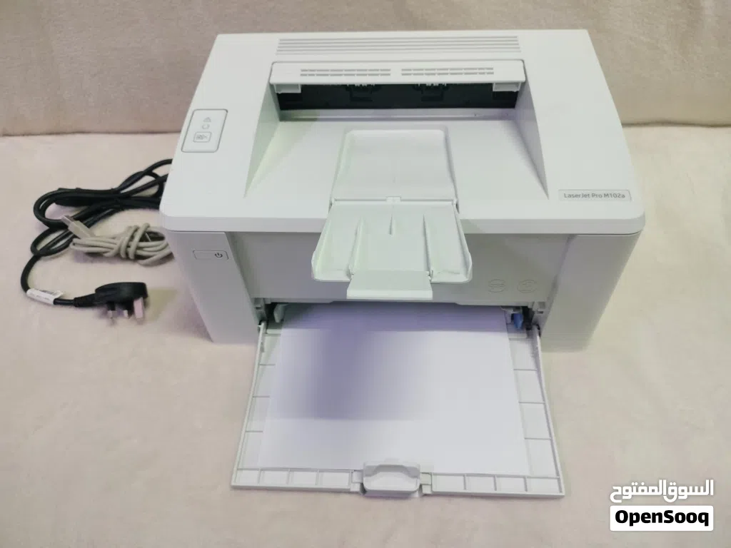طابعه hp LaserJet 102 USB