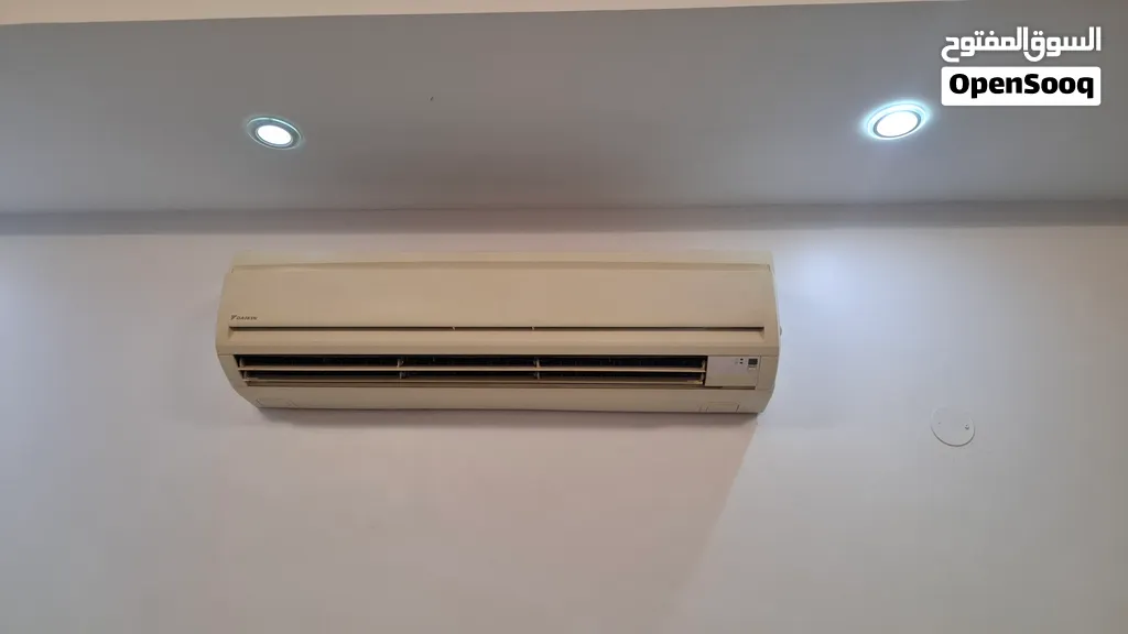 4 Daikin Split AC 2.5 Ton for Sales with Complete Setup