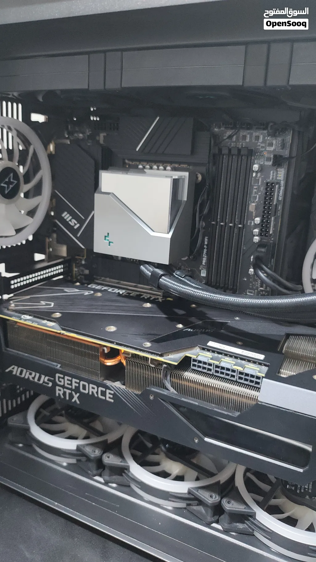 بورد ومبرد مائي 360 وكيس 7 فان تحكم RGB