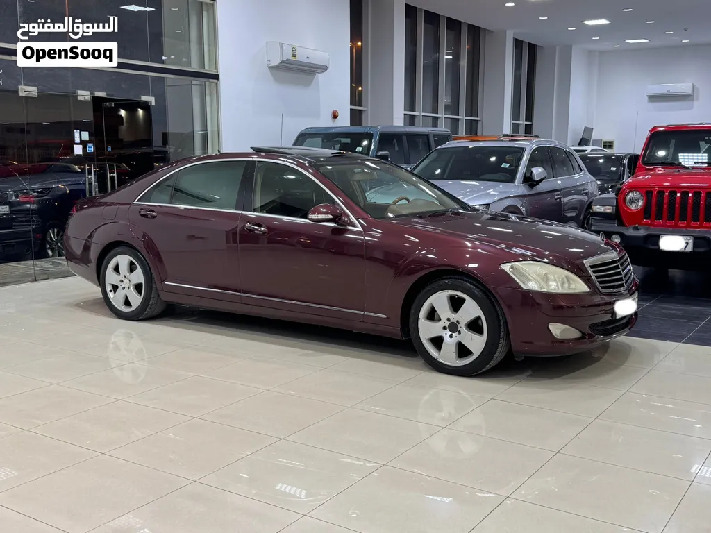 Mercedes Benz S-350 / 2009 (Red)