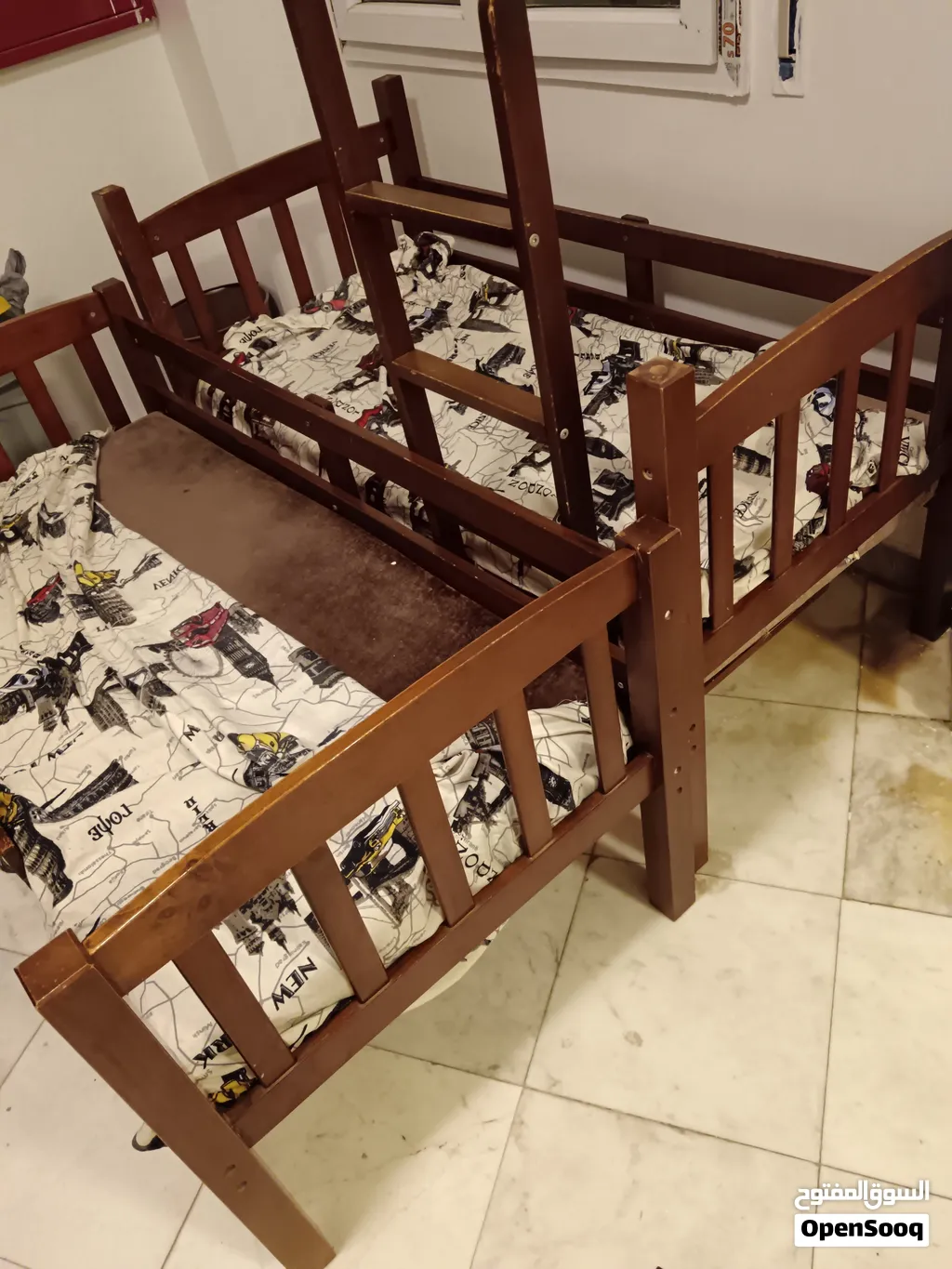 سرير دورين مليزي ممتاز بحالته جديده
