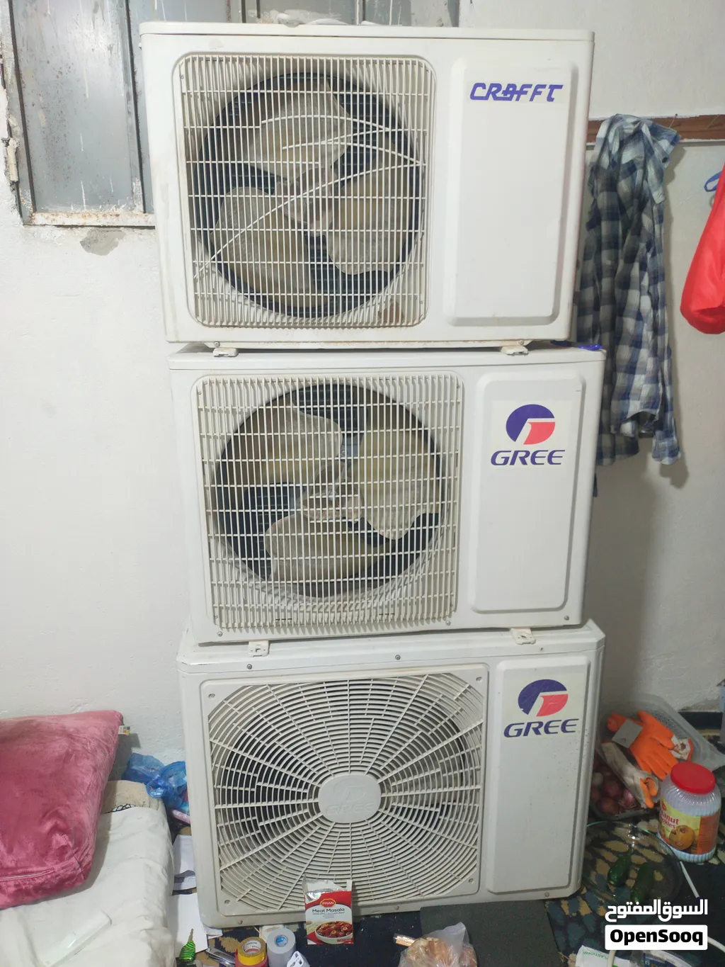 three spilt ac very good candition smole use modle t3 technology وحده مكيف