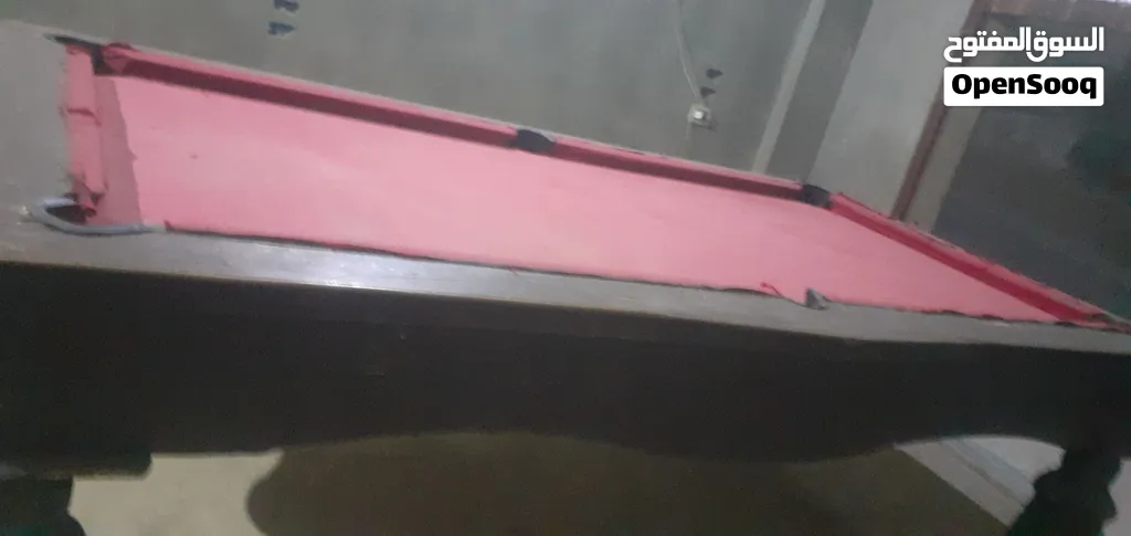 طاولة بلياردو السعر500$