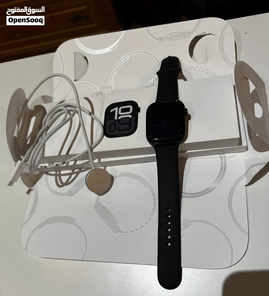 Apple Watch Series 10 Jet Black 46mm 100% Battery Health