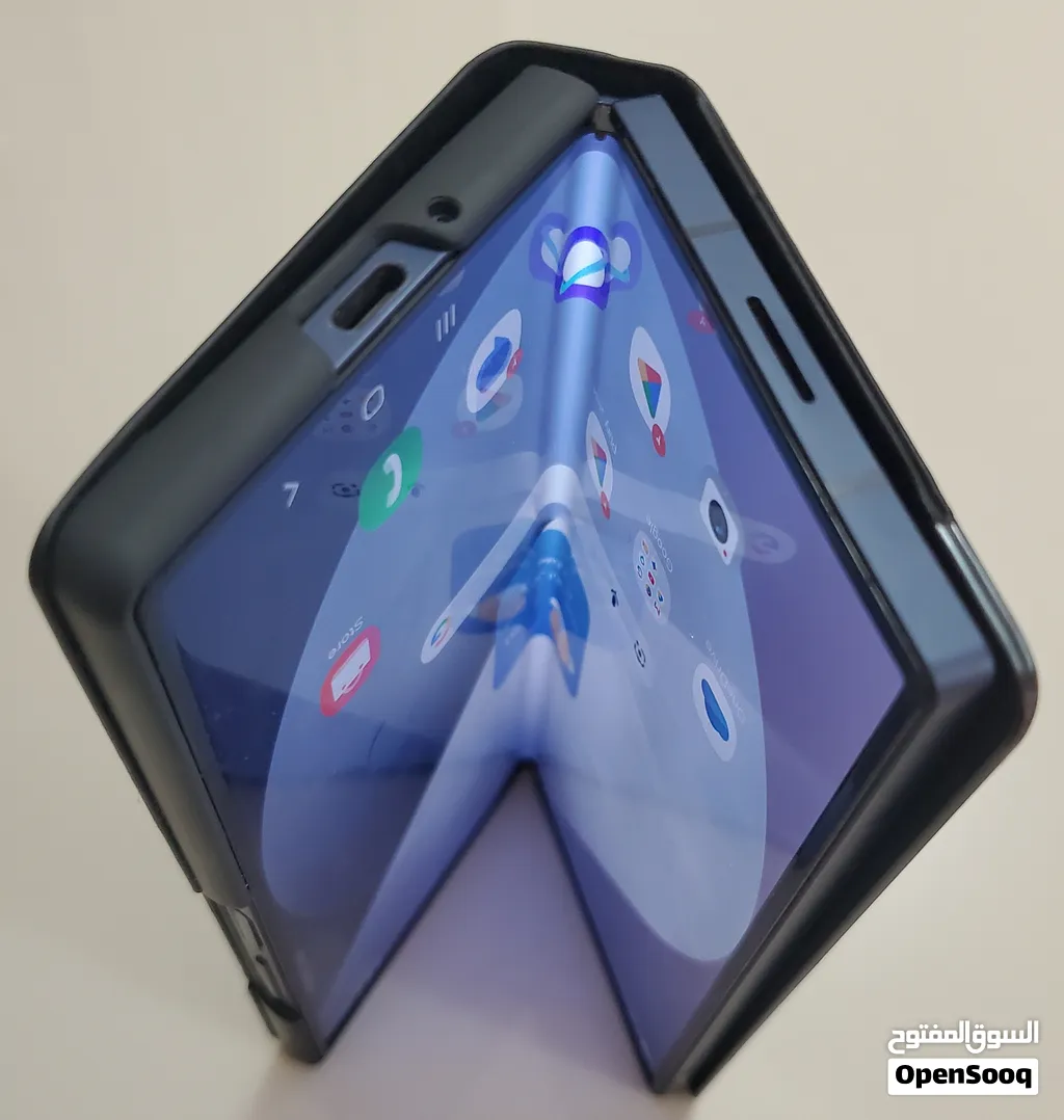 سامسونج جالكسي فولد زد 6 (Samsung galaxy fold z6) للبيع مستعجل