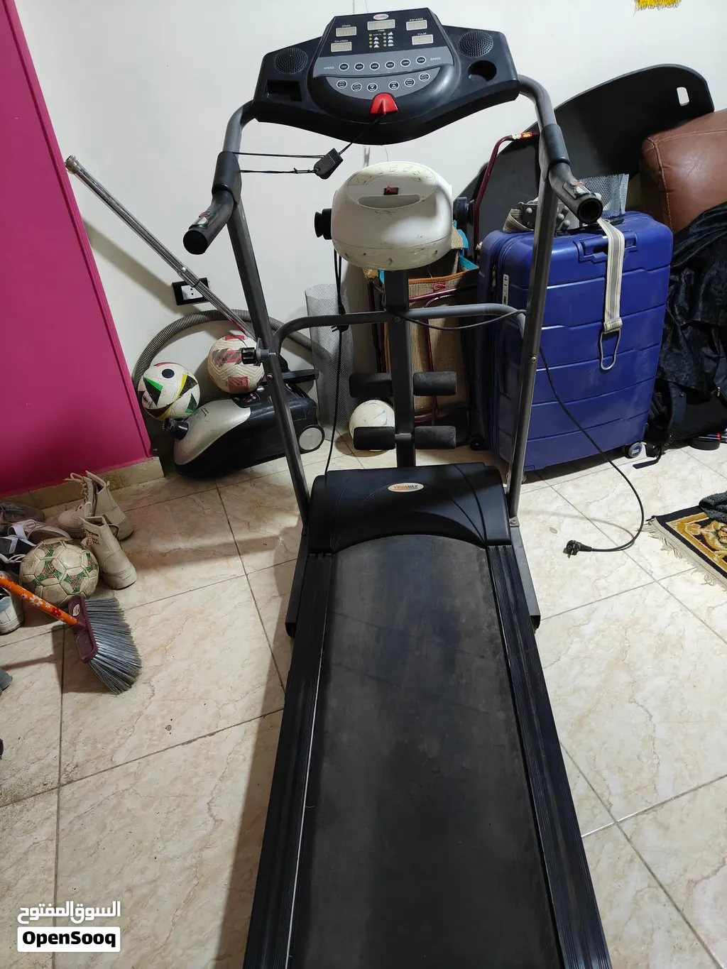 للبيع: مشاية كهربائية Vegamax 3000M
