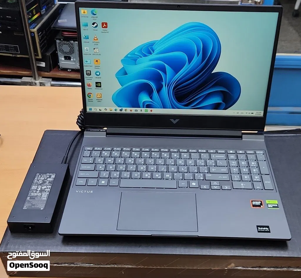 للبيع لابتوب جيمنق Hp victus Gaming 15.6 144 hz ryzen5 16 DDR5/512SSD/3050 6GB RTX كالجديد