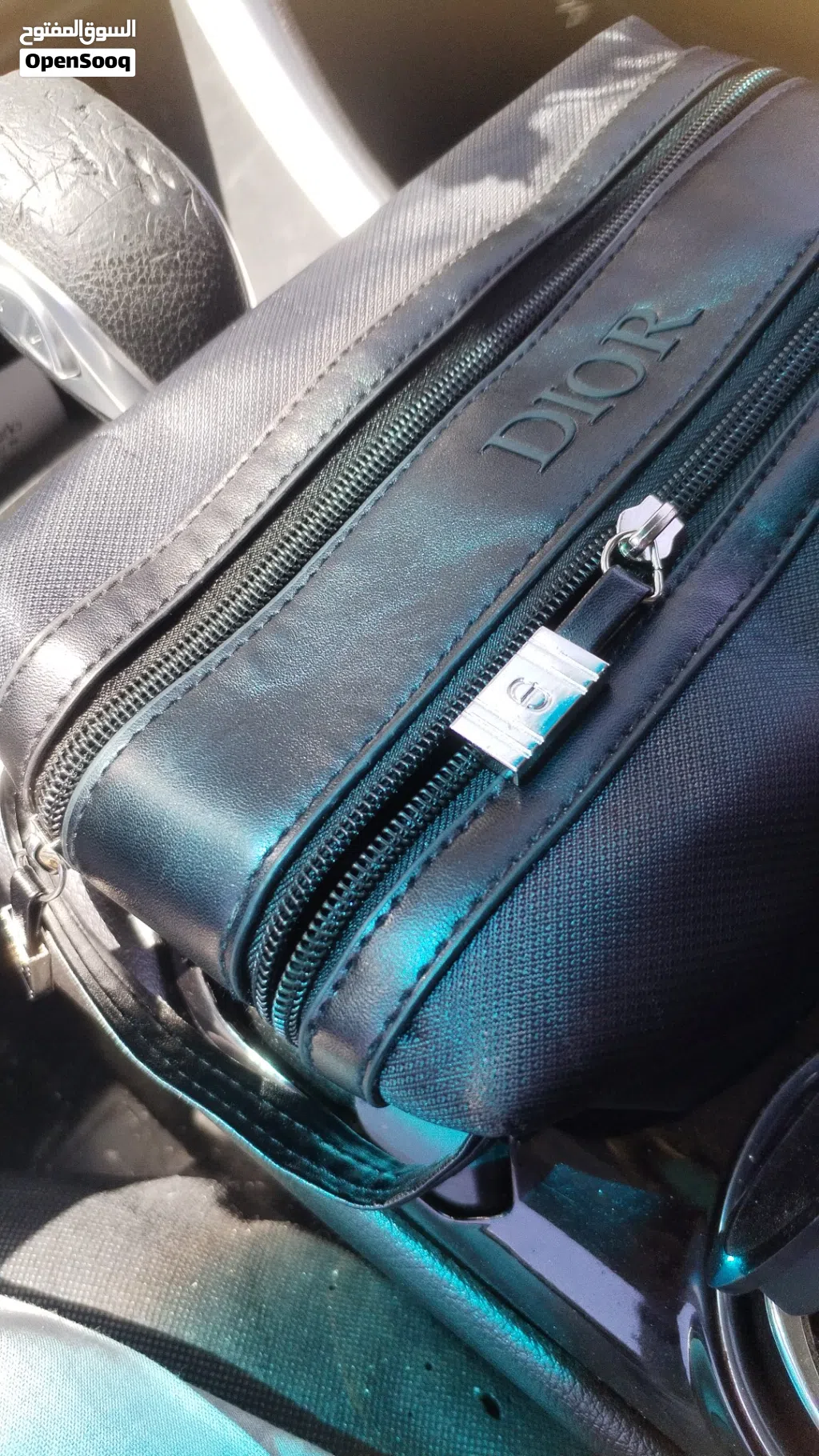 Dior origenal unisix Handbag Without box