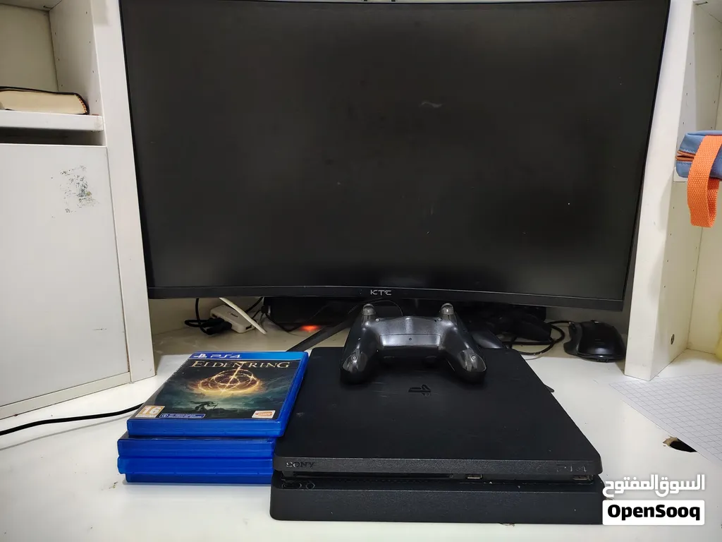 PS4 and Monitor bundle