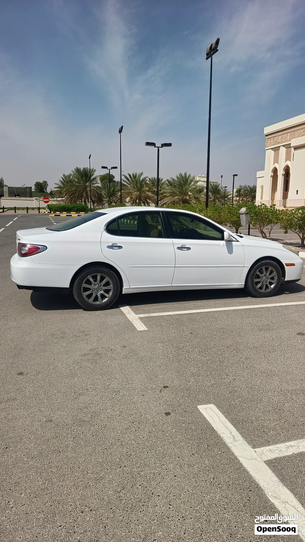 لكسز 300 ES 2022