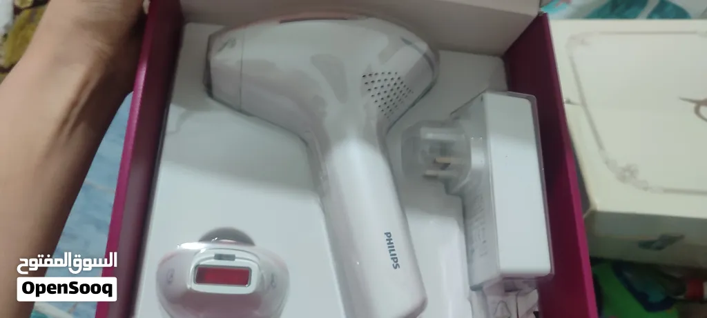 جهاز إزالة الشعر بالليزر