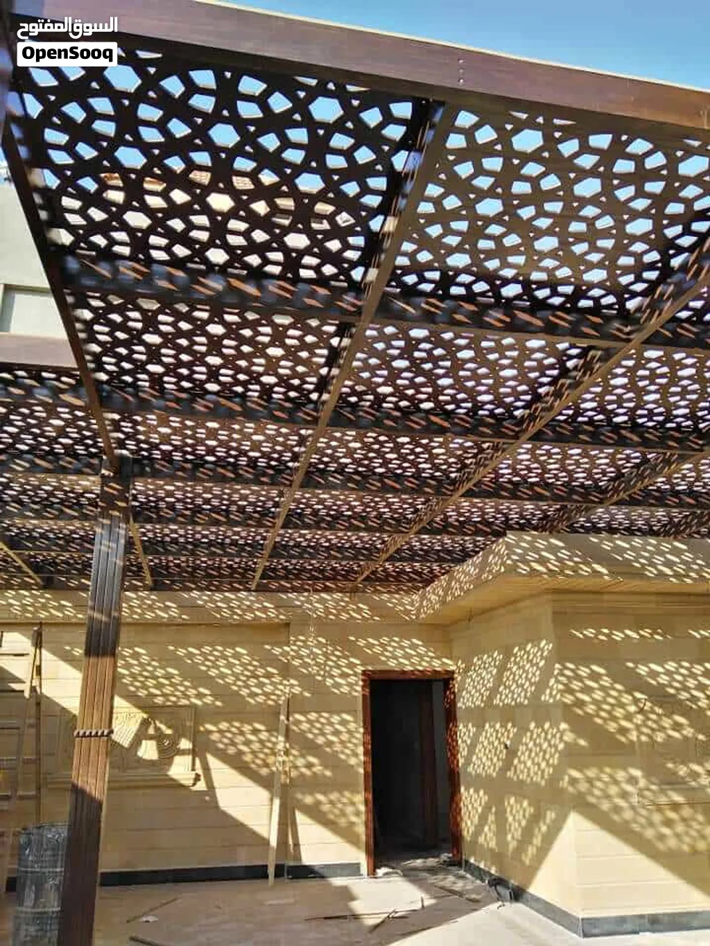 ديكورات واعمال نجاره
