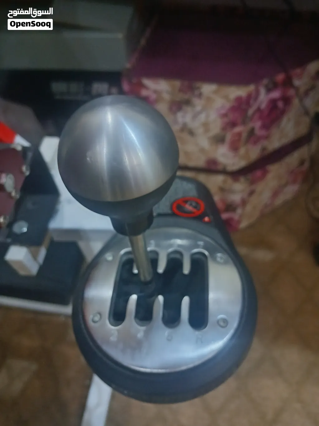 جير thrustmaster TH8A وكالة