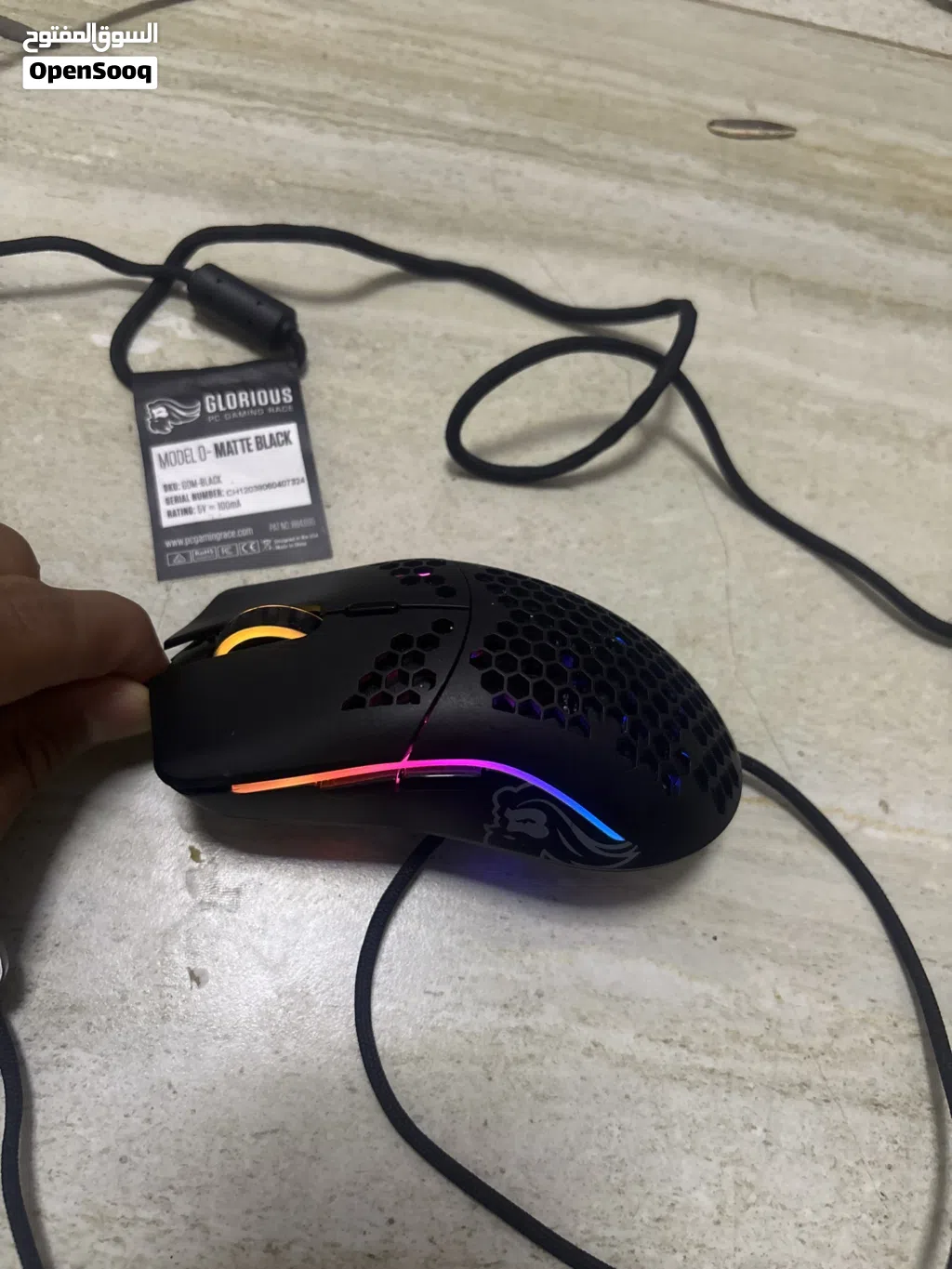 ماوس Glorius Model Oخفيف و سريع ودقيقة الحركة قابل لا التفاوض البسيط