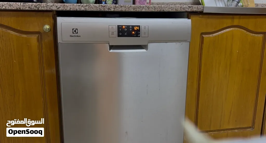 جلاية صحون Electrolux أوتوماتيك – بحالة جيدة