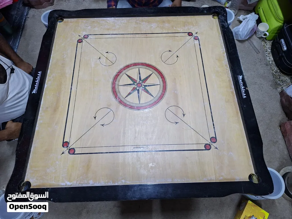 carrom board