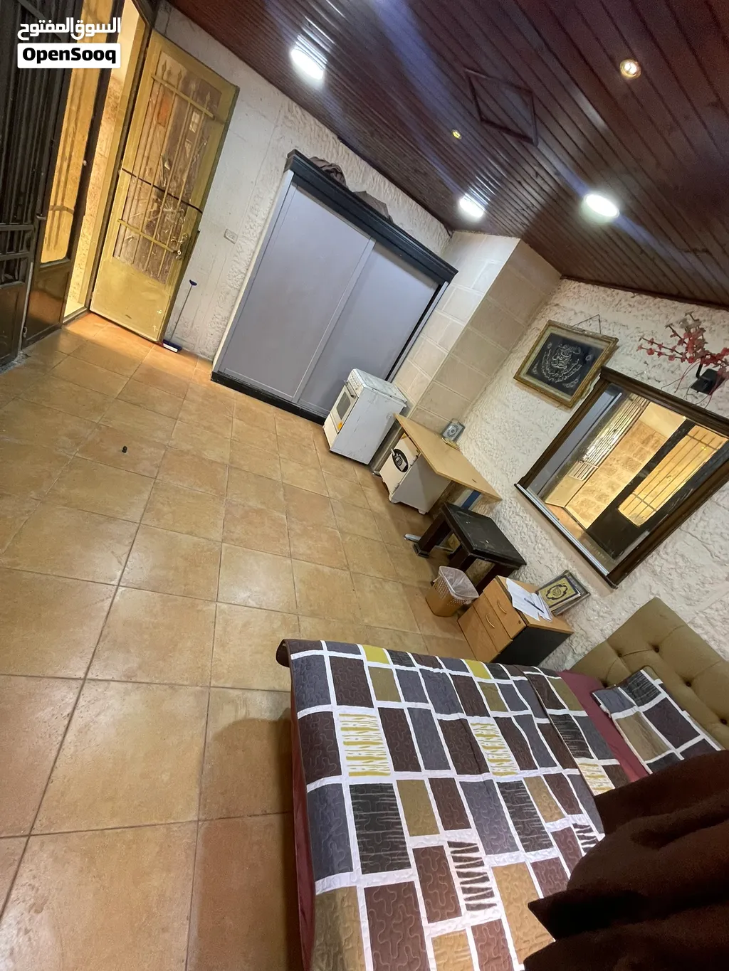 استديو غرفة ومطبخ وحمام ارضي مدخل مستقل