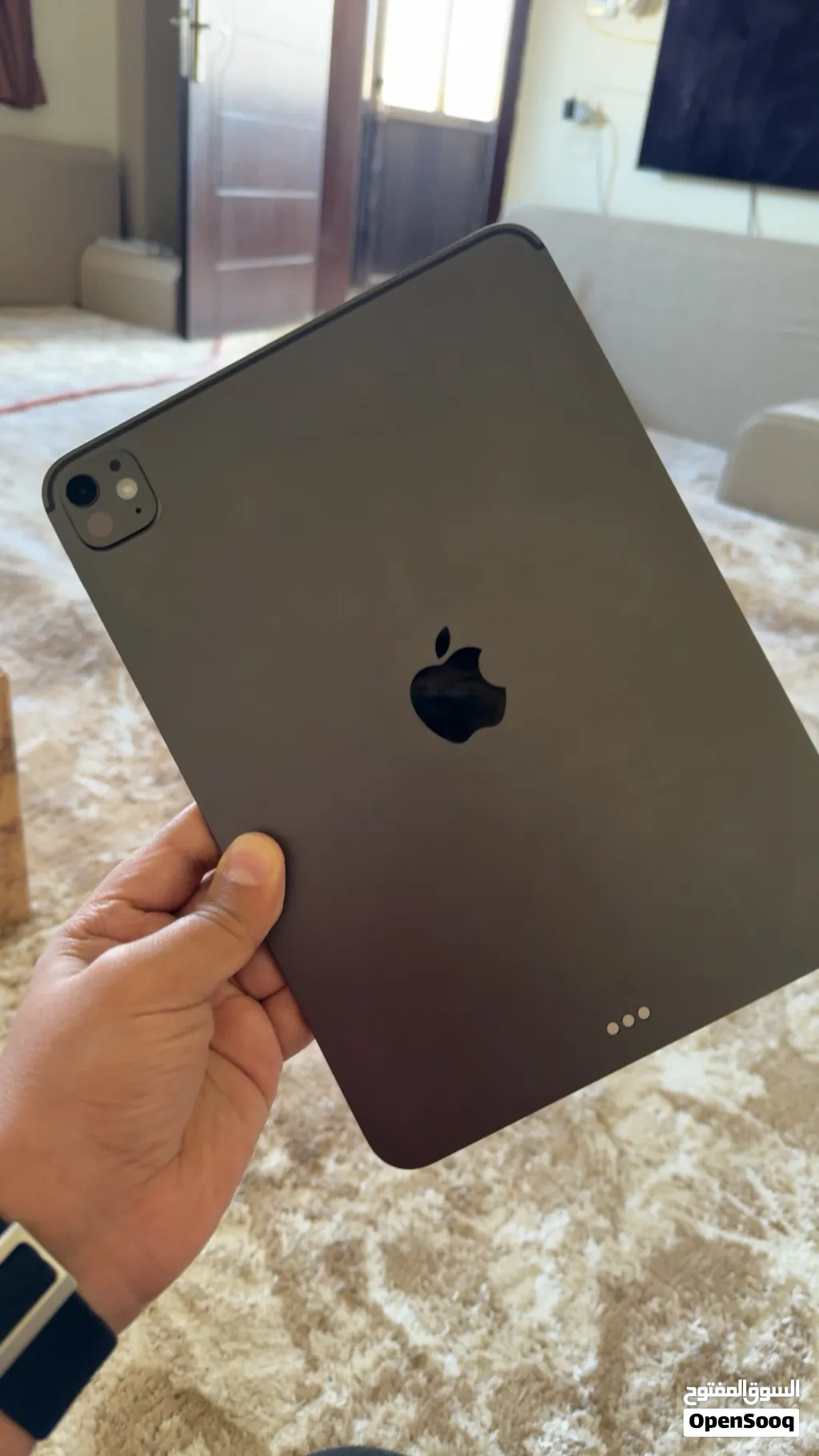 للبيع iPad Pro 11-inch M5 سعة 512GB بحالة الوكالة