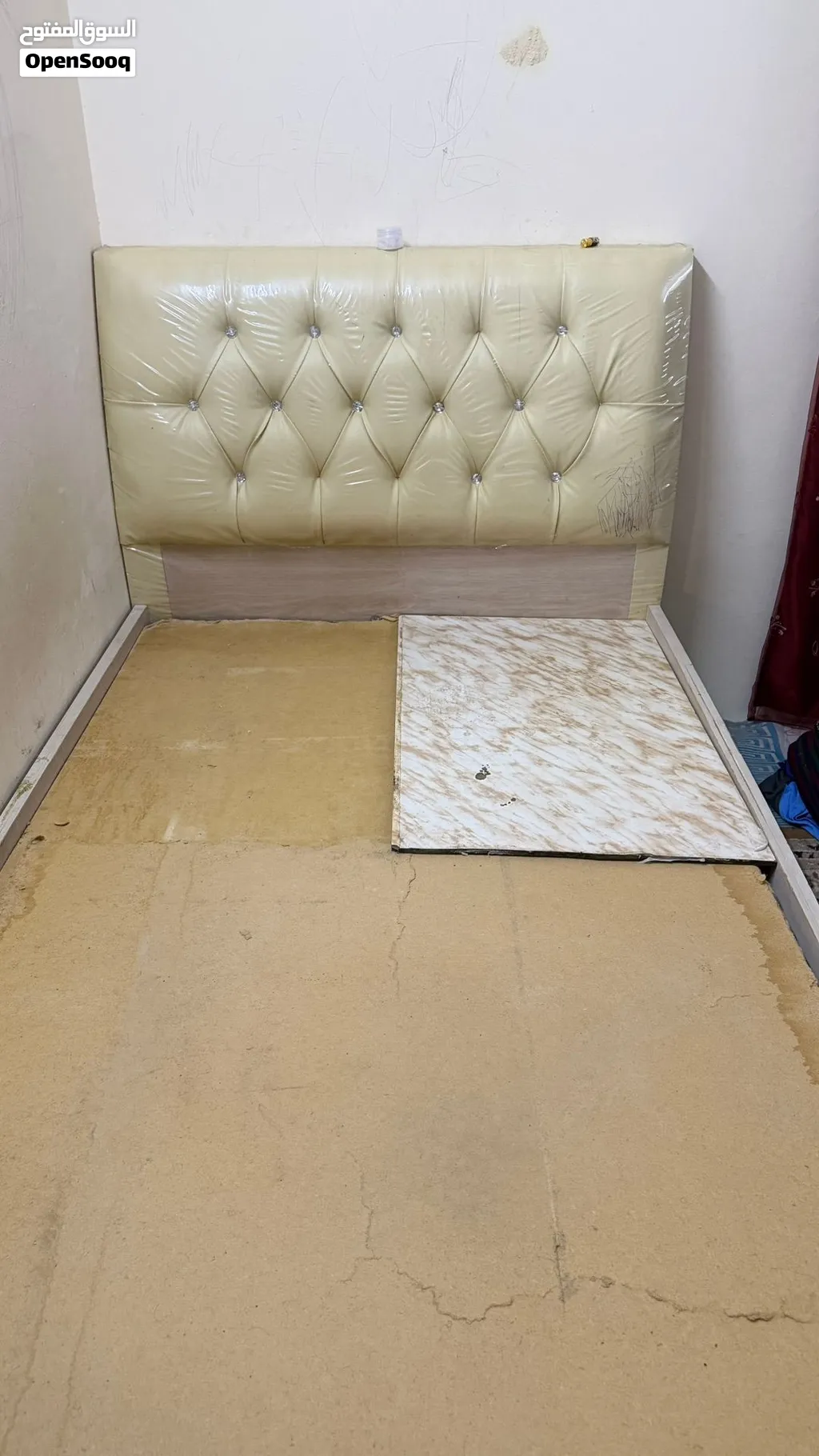 سرير نفر ونص