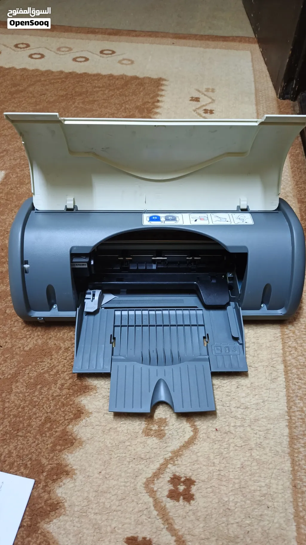 طابعه من نوع hp مستعمل (بدون حبر ) فقط 20