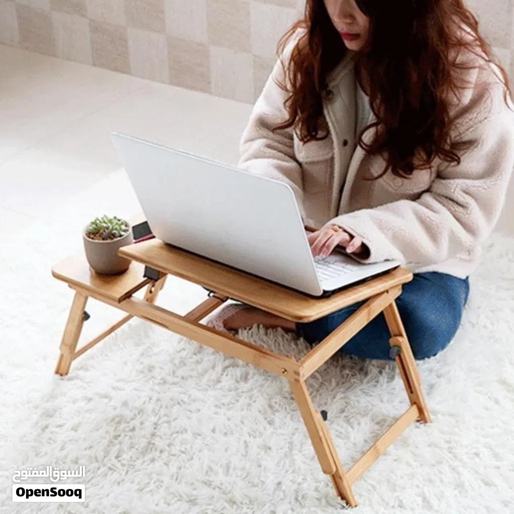 طاولات لاب توب على السرير طاوله خشب بامبو مع اثنين مروحه تبريد قابض للتعديل وسهوله التخزين والطي