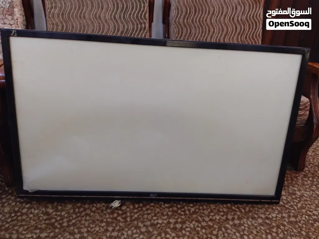 شاشة SMART 50 FHD DLED مكسورة الضو والصوت شغال الموديل : LED SSCK50
