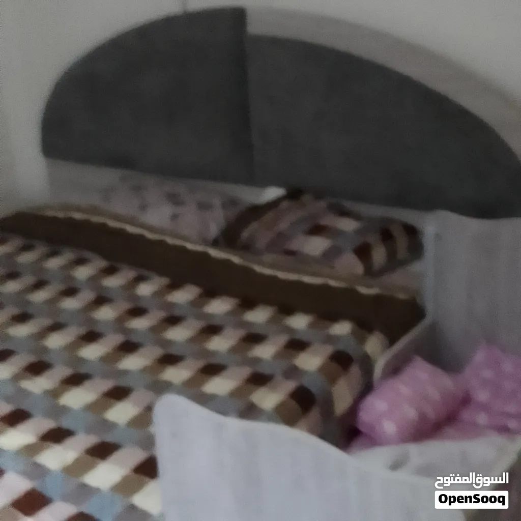 غرفه نوم للبيع بسعر مغري جدا