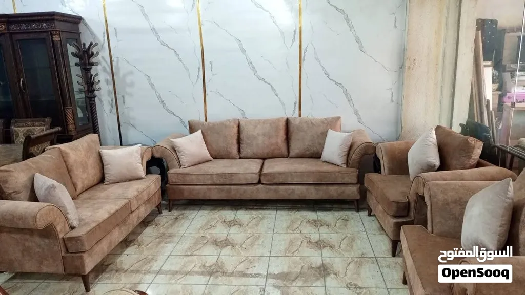 طقم كنب أنيق ومميز خشب سويد من الداخل زان من الخارج لمتانة وفخامة أعلى