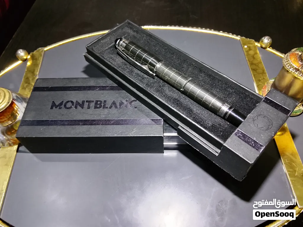 قلم مونت بلانك أصلي مستعمل وطقم كروس أصلي جديد Montblanc & Cross