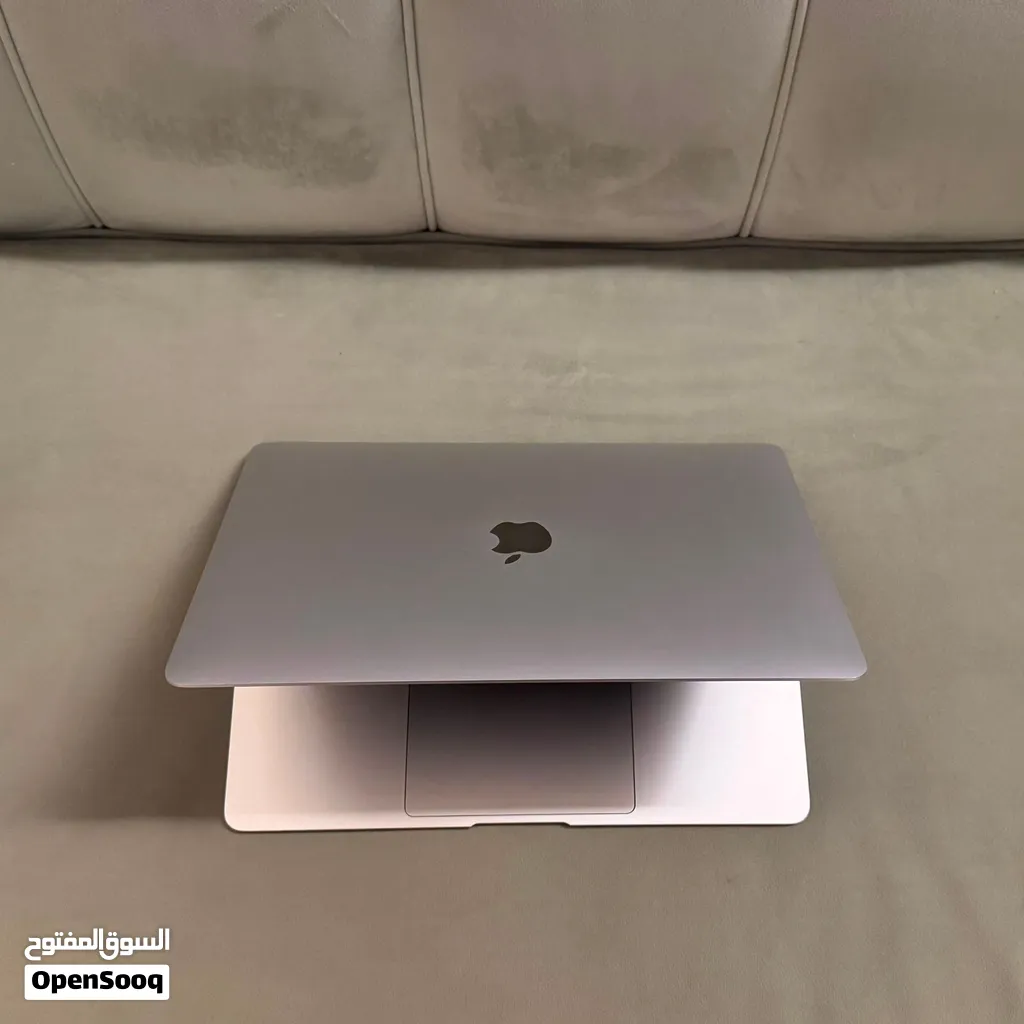 MacBook Air ماك بوك