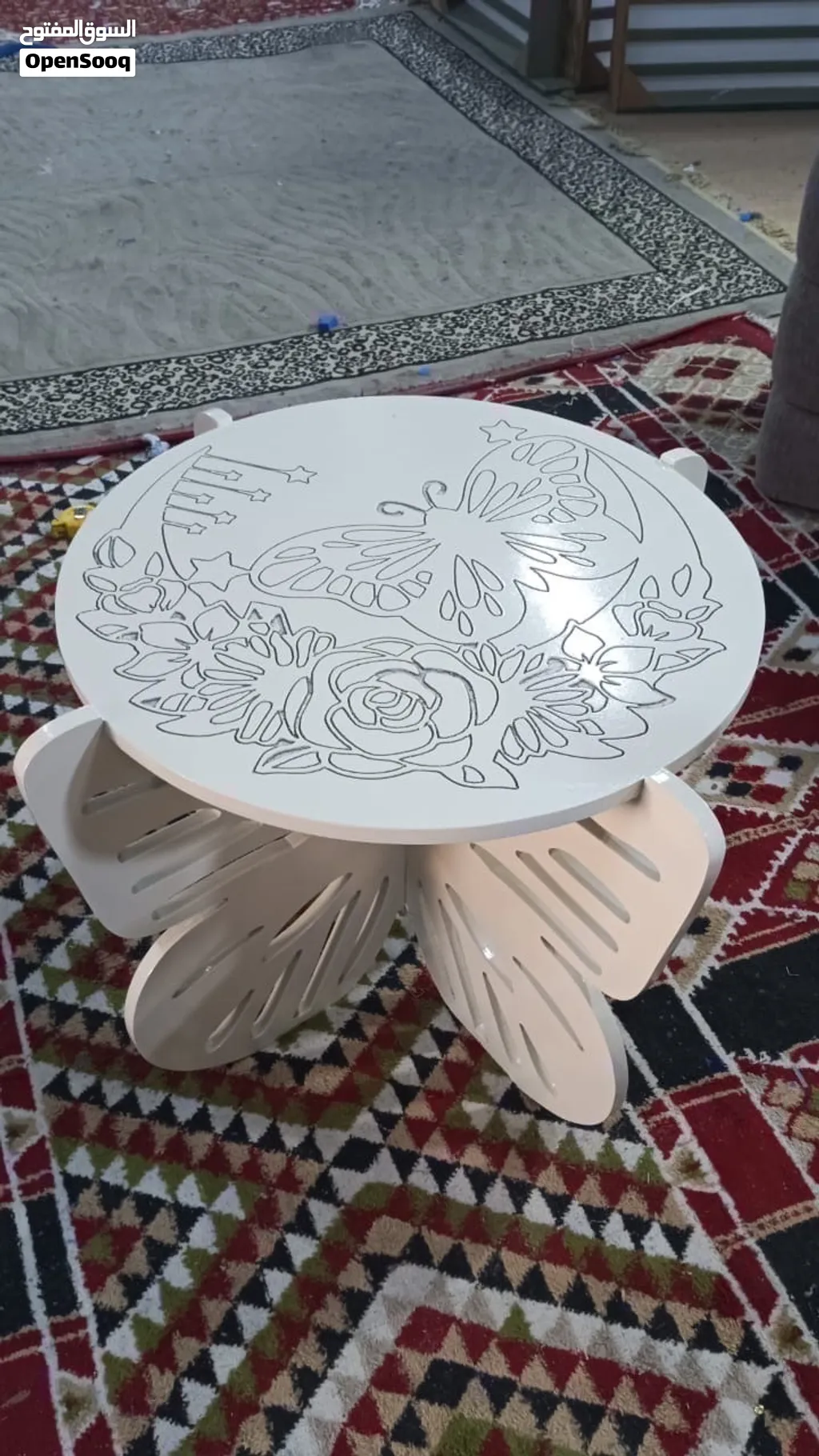 طاولات اطفال