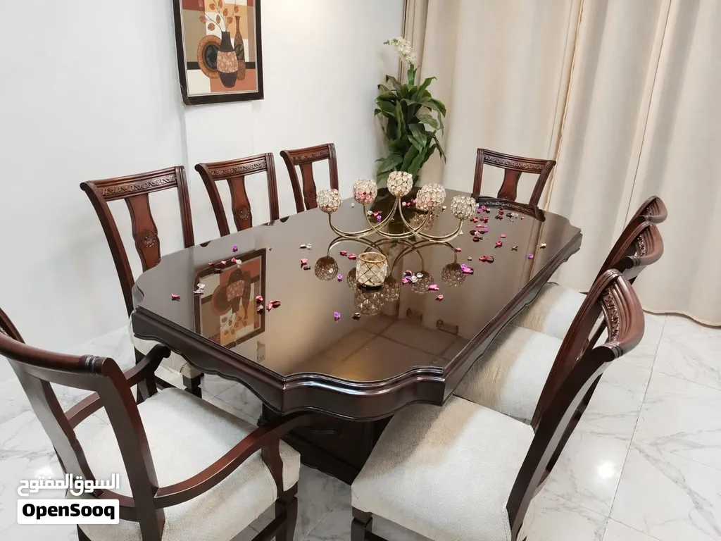 طاولة سفرة طع 8 كراسي بسعر يابلاش البلاش