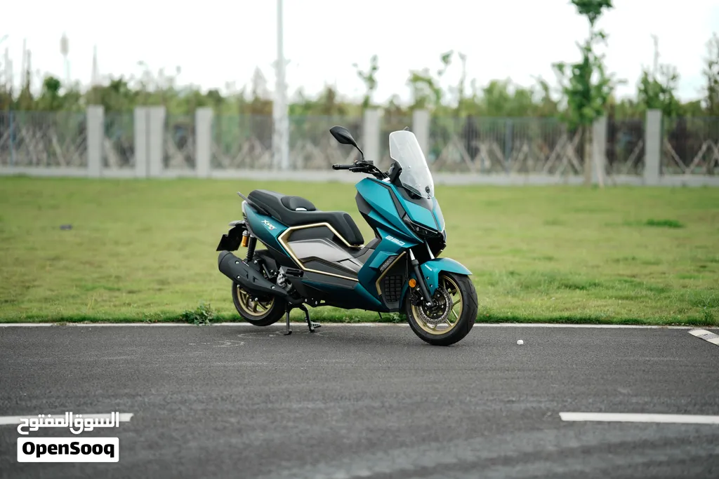سكوتر t16 150cc xsuv